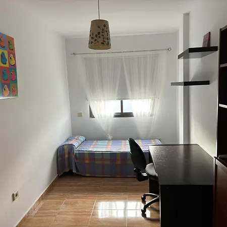 Piso Seminuevo Centrico Con Vistas * Весиндарио